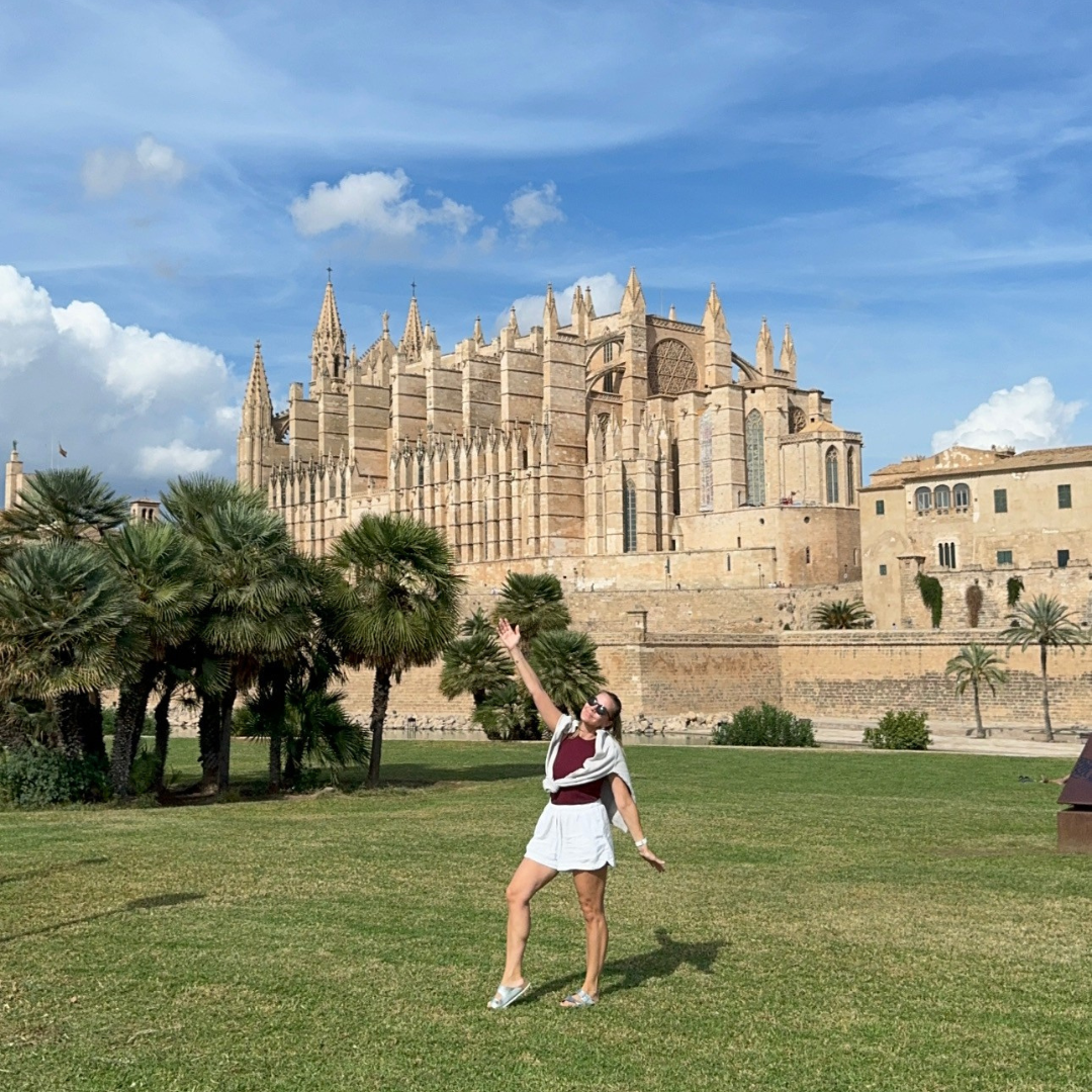 Letting Go to Live More: The Unexpected Freedom of Selling Everything